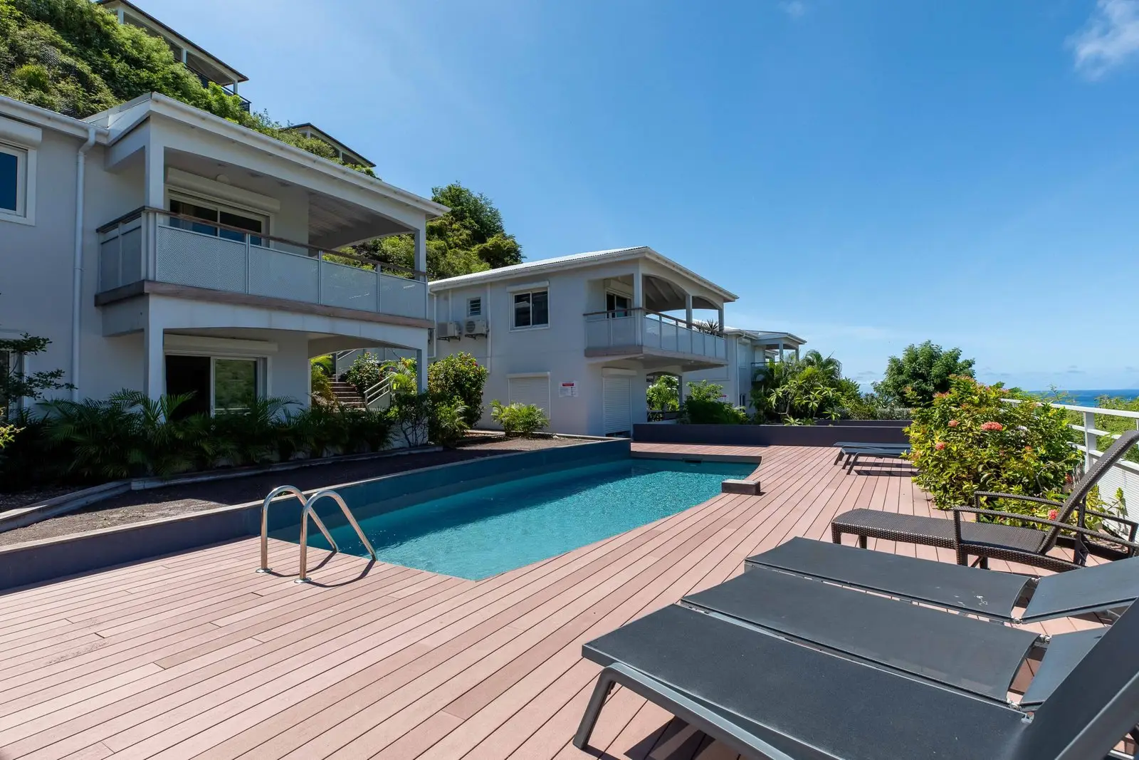 Exclusivité - bel appartement 1 chambre - piscine - vue dégagée sur morne - 54 - Photo 1