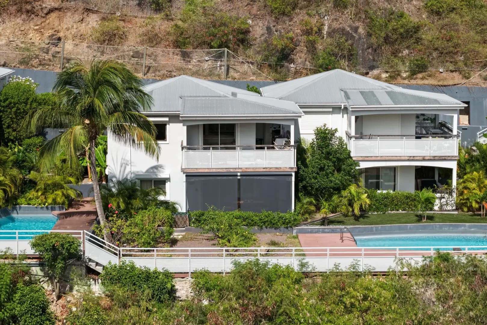 Bel appartement 1 chambre - Piscine - Vue dégagée sur morne - 54