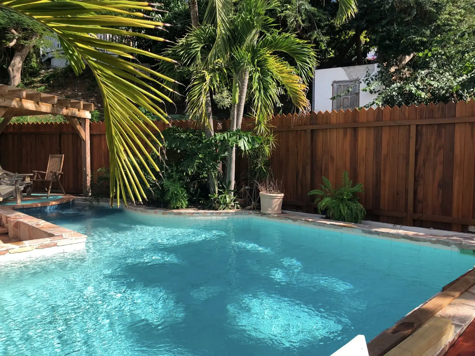 Appartement trois chambres avec piscine privative